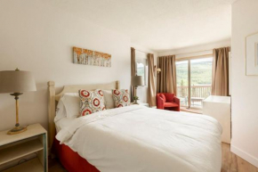 InstantSuites- The Mountain Lake house